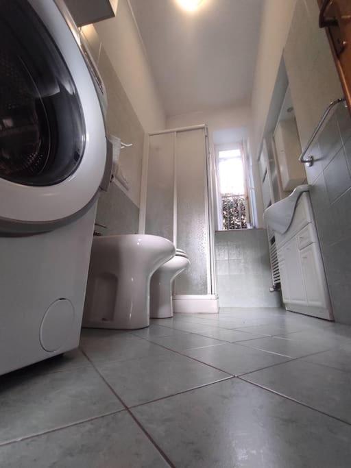 Casa Zia Luisa Lägenhet Lecco Exteriör bild