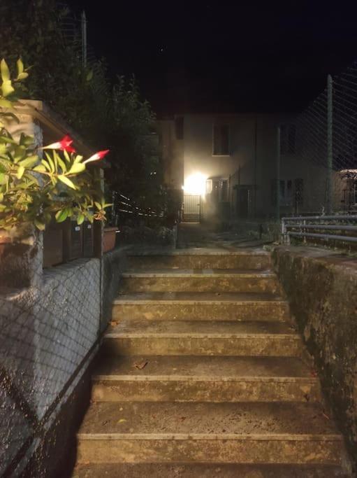Casa Zia Luisa Lägenhet Lecco Exteriör bild
