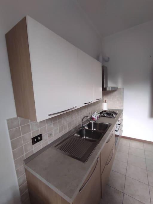 Casa Zia Luisa Lägenhet Lecco Exteriör bild