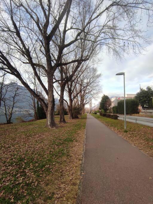 Casa Zia Luisa Lägenhet Lecco Exteriör bild